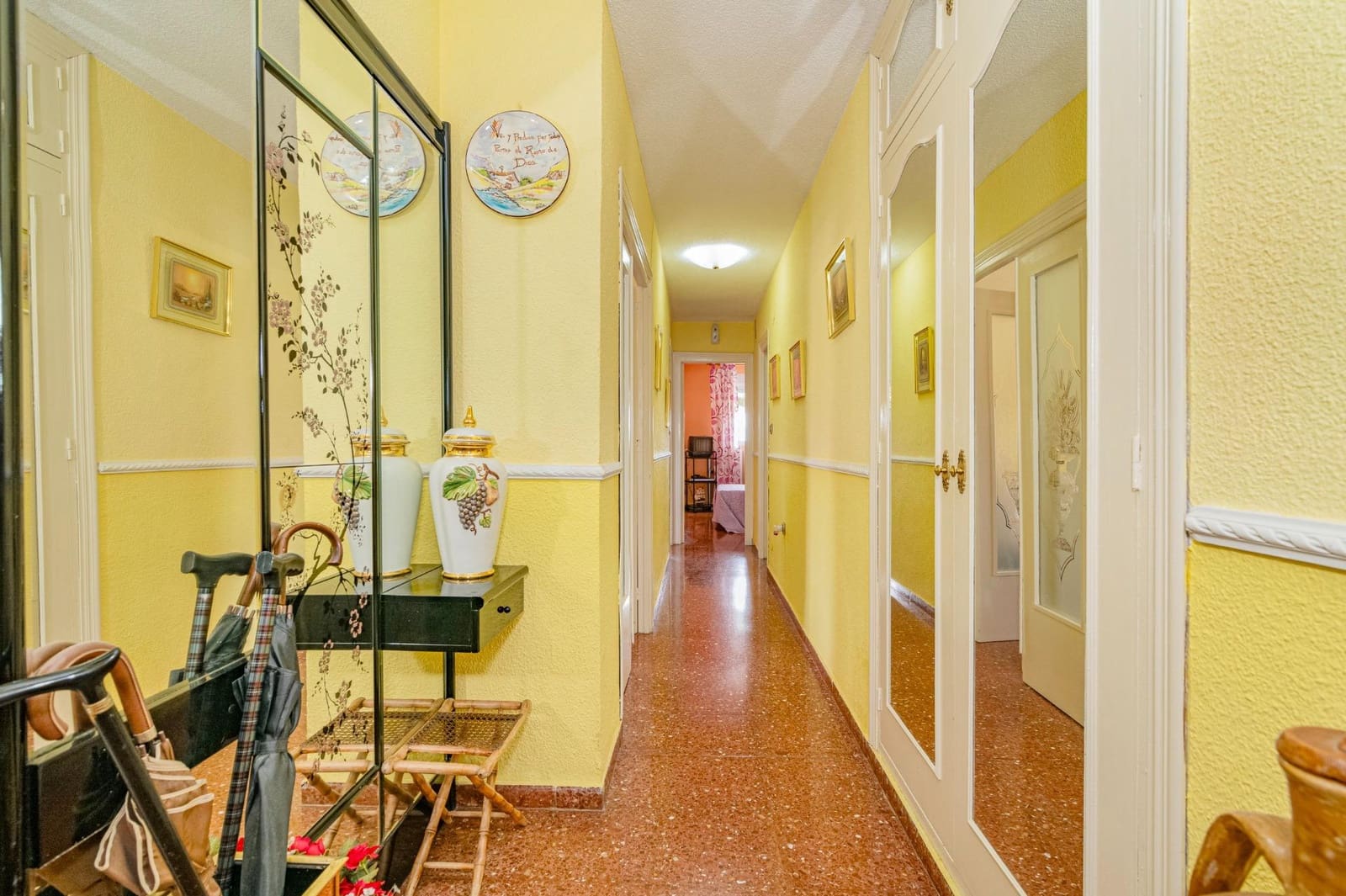 3 soverom Leilighet til salgs i Granada by med garasje - € 136 000 (Ref: 9797212)