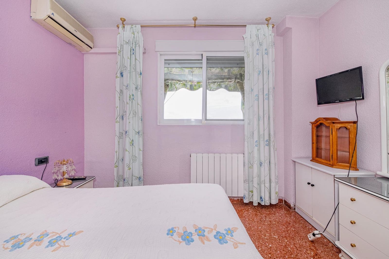 3 soverom Leilighet til salgs i Granada by med garasje - € 136 000 (Ref: 9797212)