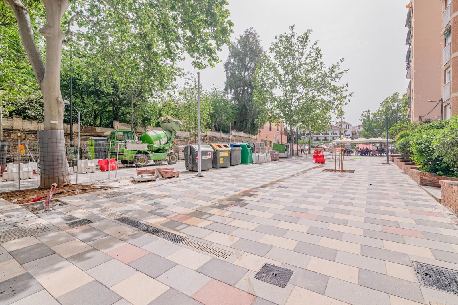 Piso de 3 habitaciones en Granada ciudad en venta - 299.900 € (Ref: 9799367)