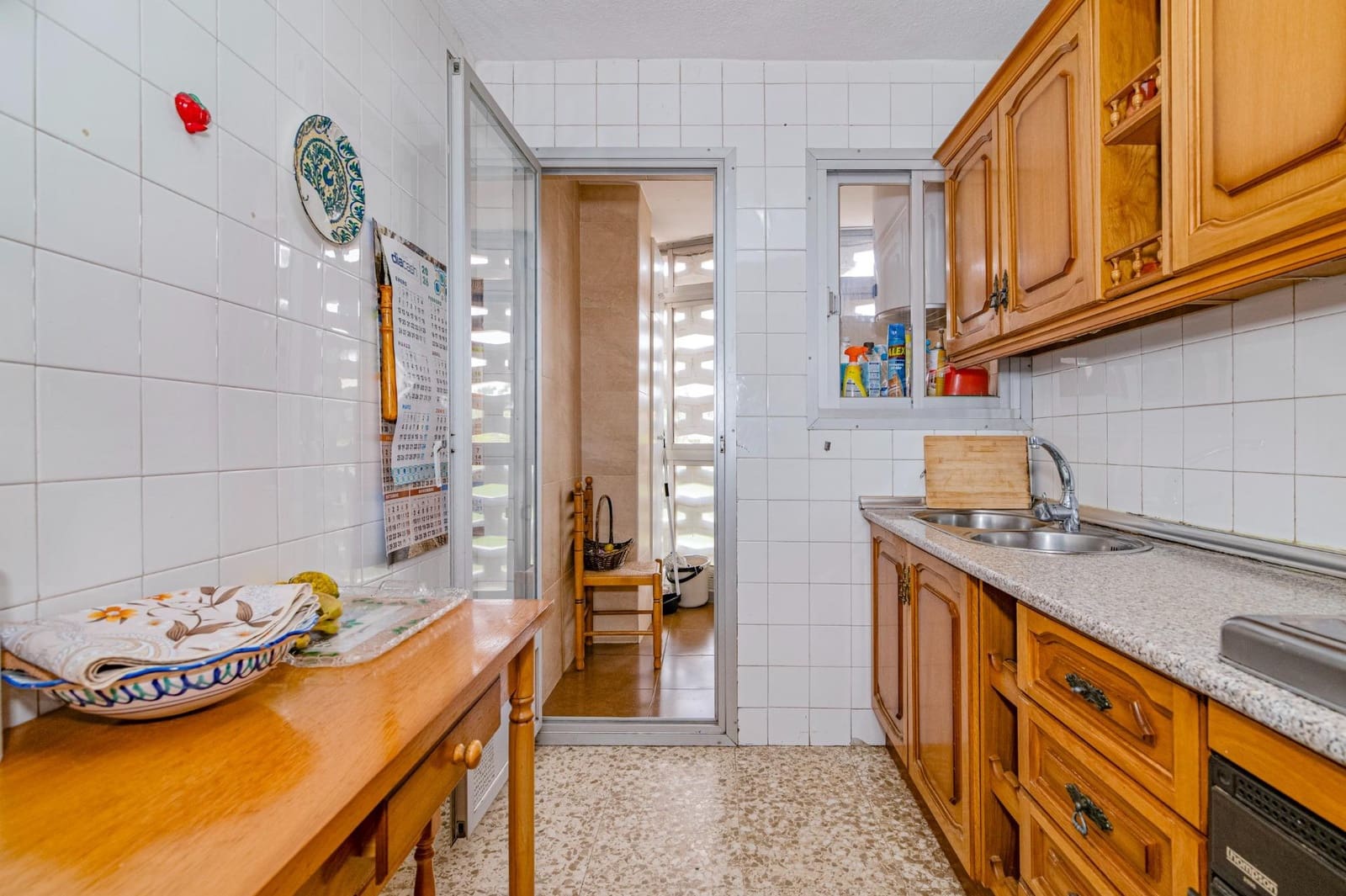 Piso de 3 habitaciones en Granada ciudad en venta - 299.900 € (Ref: 9799367)