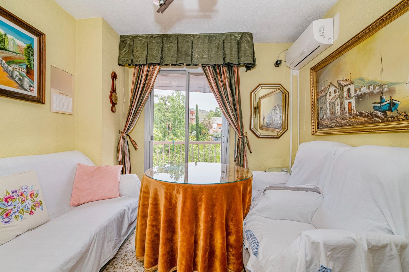 Piso de 3 habitaciones en Granada ciudad en venta - 299.900 € (Ref: 9799367)