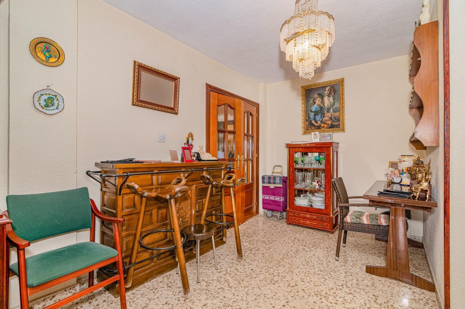 Piso de 3 habitaciones en Granada ciudad en venta - 299.900 € (Ref: 9799367)