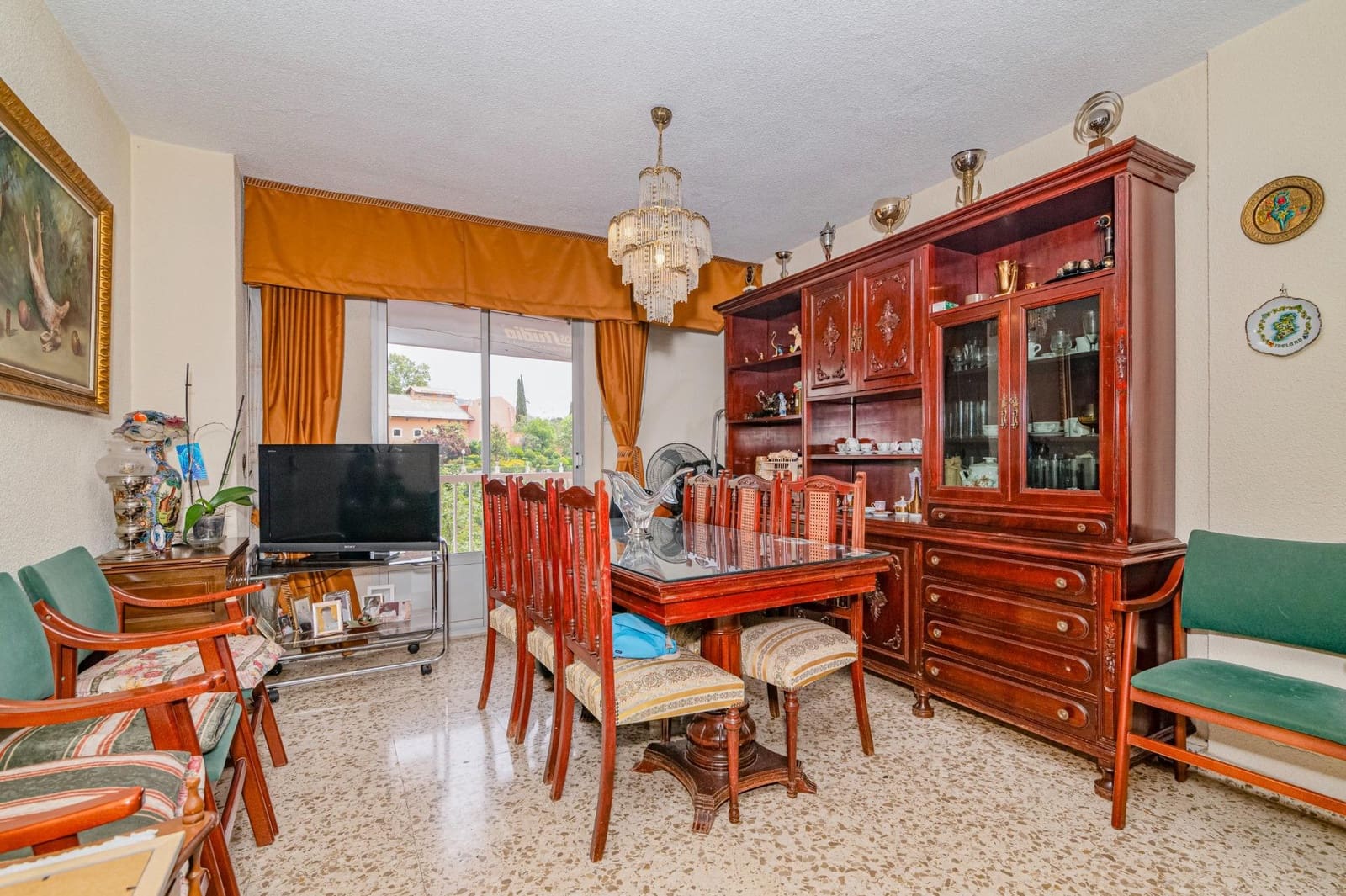 Piso de 3 habitaciones en Granada ciudad en venta - 299.900 € (Ref: 9799367)