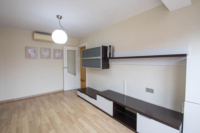 3 slaapkamer Flat te huur in Zaidin, Granada stad - € 750 (Ref: 9799368)