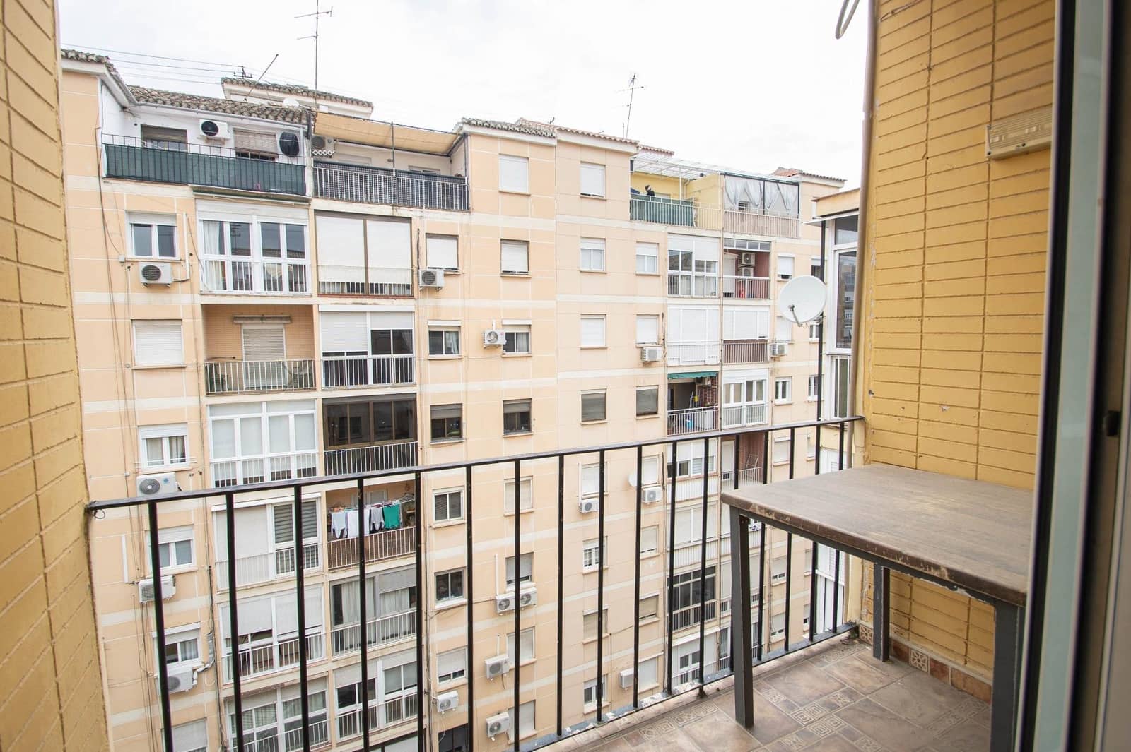 3 bedroom Flat for sale in Granada city - € 220,000 (Ref: 9804368)