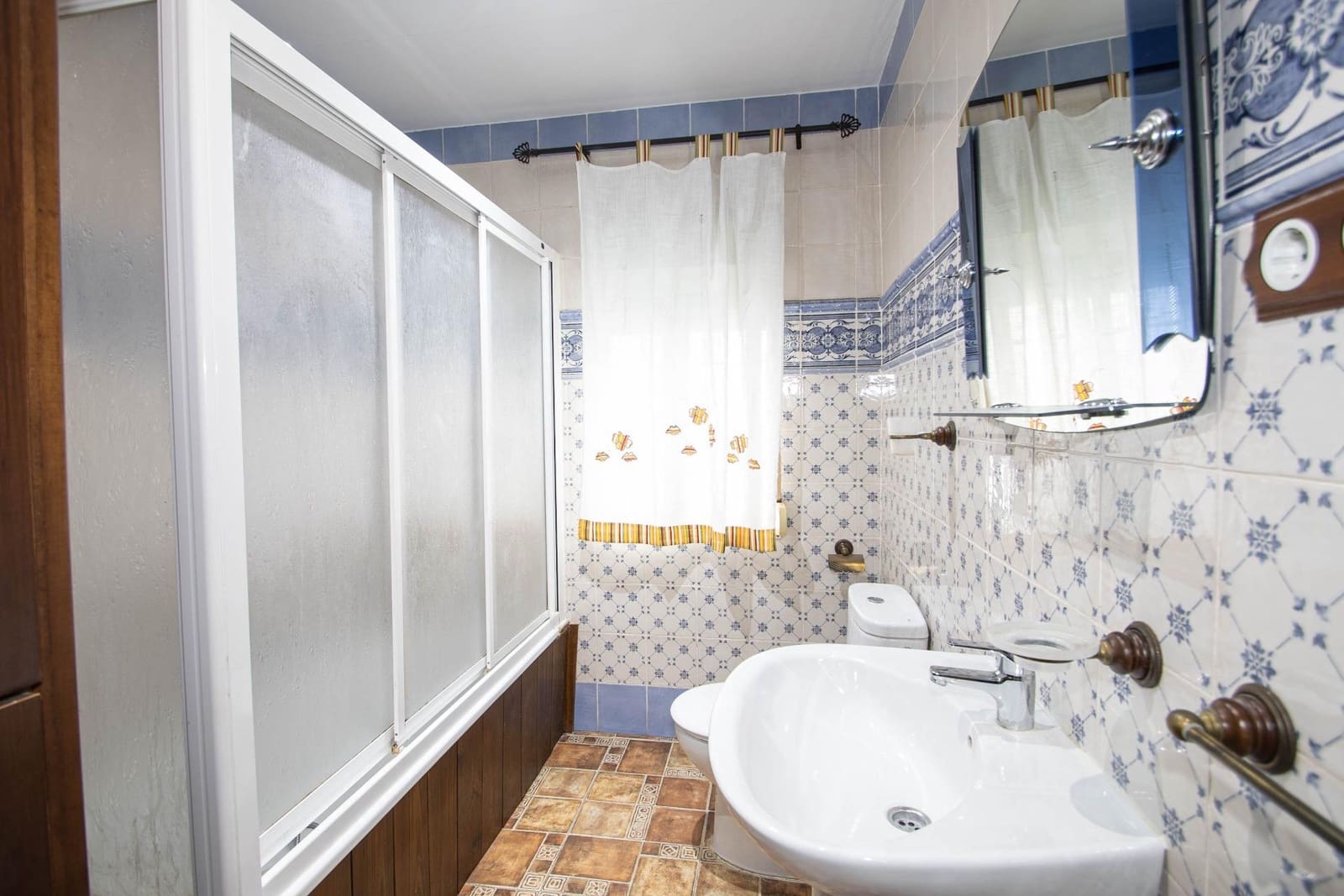 3 bedroom Flat for sale in Granada city - € 220,000 (Ref: 9804368)