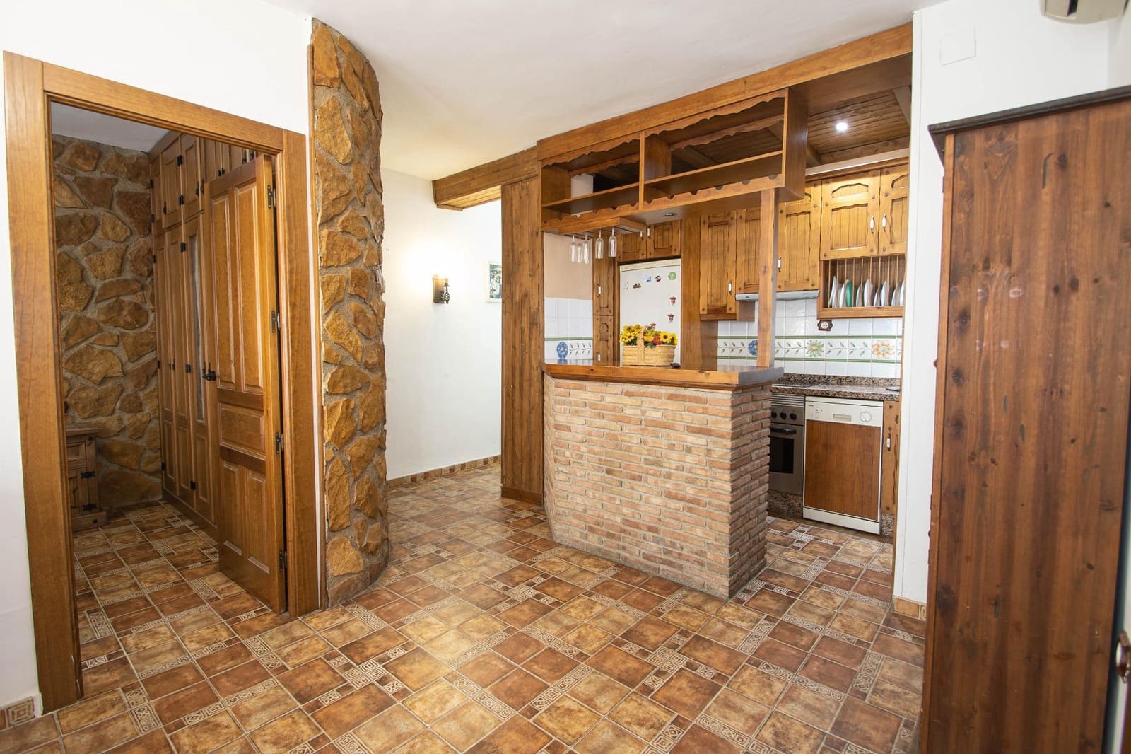 3 bedroom Flat for sale in Granada city - € 220,000 (Ref: 9804368)