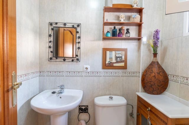 Pareado de 3 habitaciones en Gójar en venta con piscina garaje - 289.900 € (Ref: 9804369)