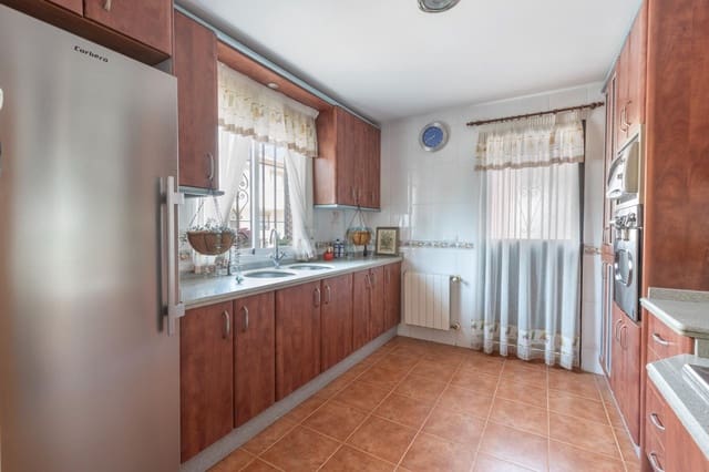 3 soveværelse Semi-Rækkehus til salg i Gójar med swimmingpool garage - € 289.900 (Ref: 9804369)