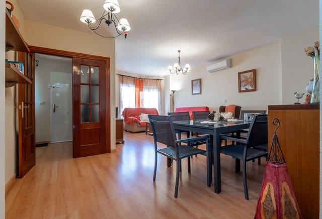3 Zimmer Doppelhaus zu verkaufen in Belicena, Vegas del Genil mit Garage - 240.000 € (Ref: 9831595)