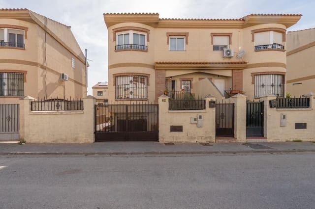 3 Zimmer Doppelhaus zu verkaufen in Belicena, Vegas del Genil mit Garage - 240.000 € (Ref: 9831595)