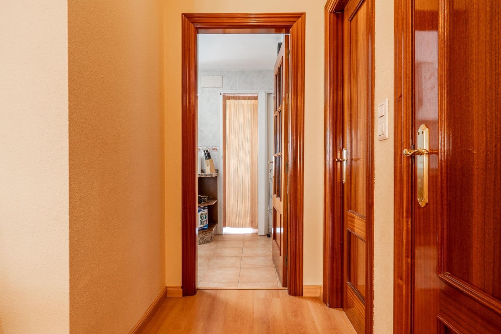 3 soverom Kjedet enebolig til salgs i Belicena med garasje - € 240 000 (Ref: 9831595)