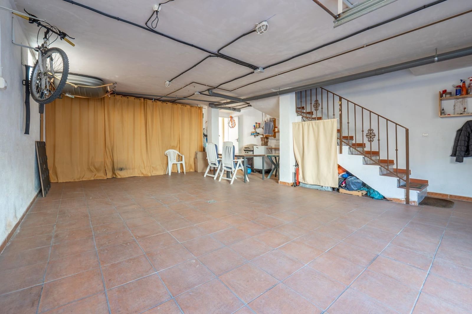 3 soverom Kjedet enebolig til salgs i Belicena med garasje - € 240 000 (Ref: 9831595)