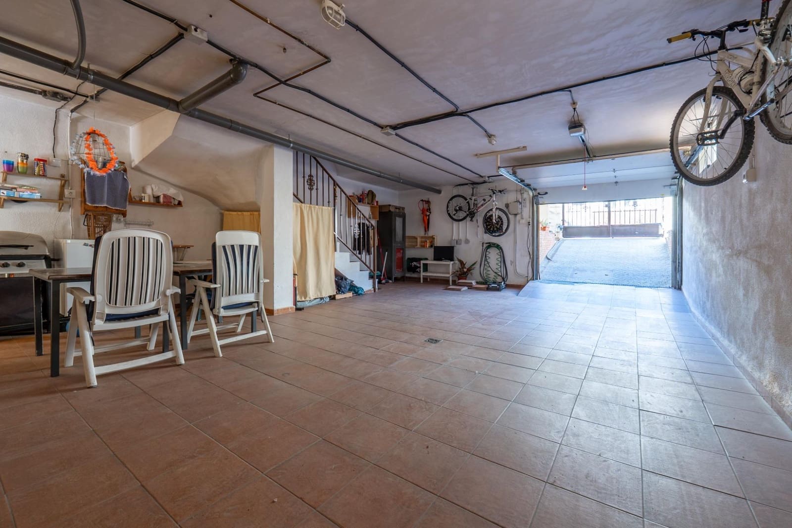 3 soverom Kjedet enebolig til salgs i Belicena med garasje - € 240 000 (Ref: 9831595)