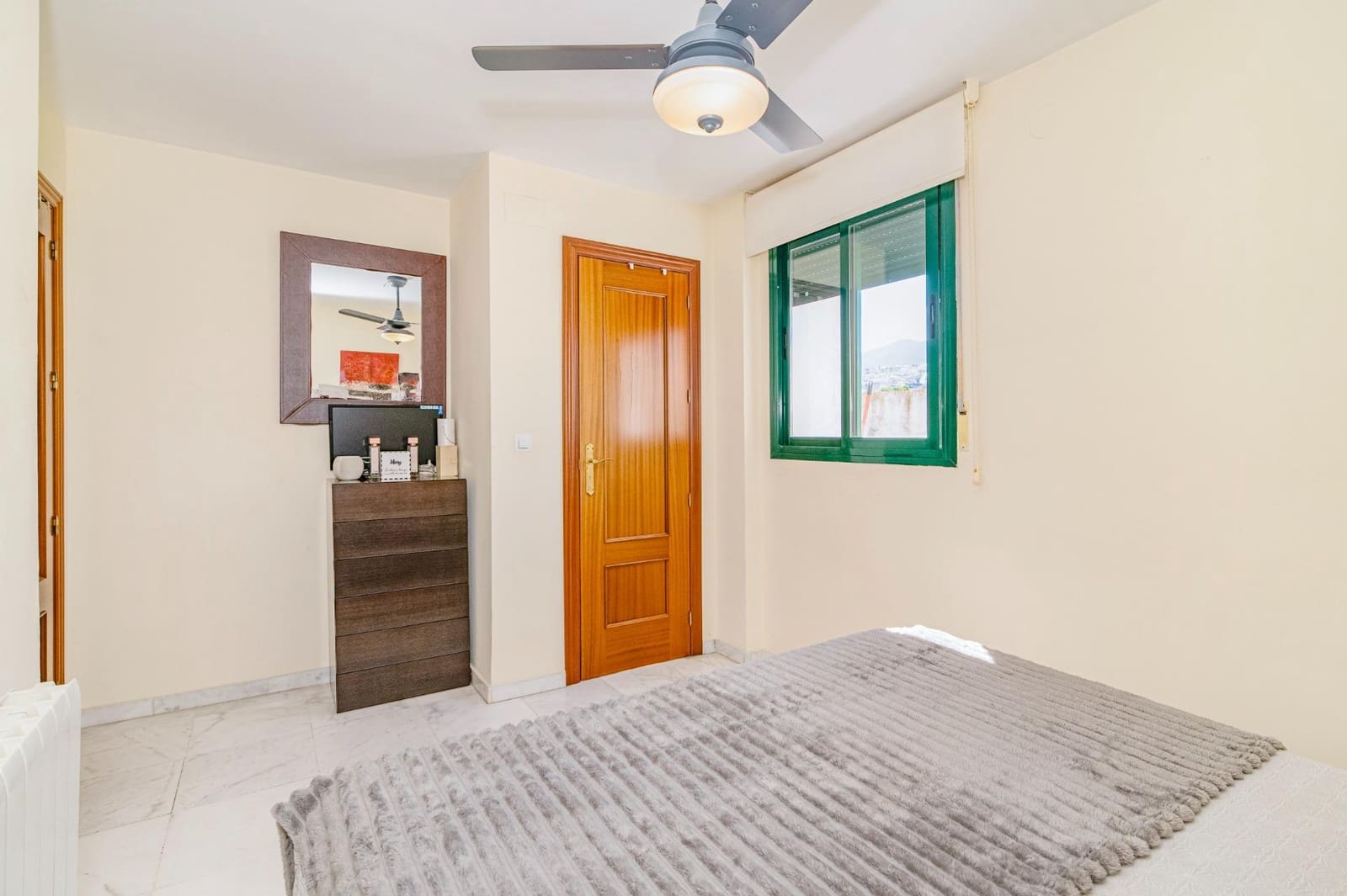 1 soverom Penthouse til salgs i Cajar med svømmebasseng garasje - € 135 000 (Ref: 9861926)