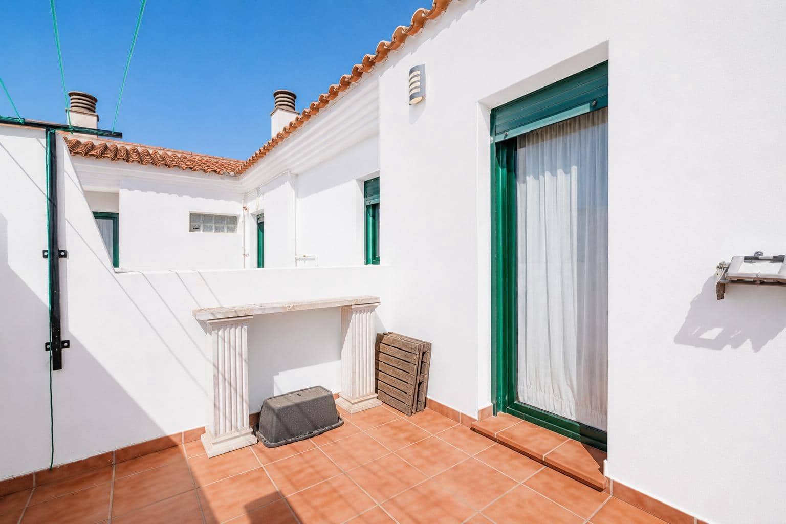 1 soverom Penthouse til salgs i Cajar med svømmebasseng garasje - € 135 000 (Ref: 9861926)