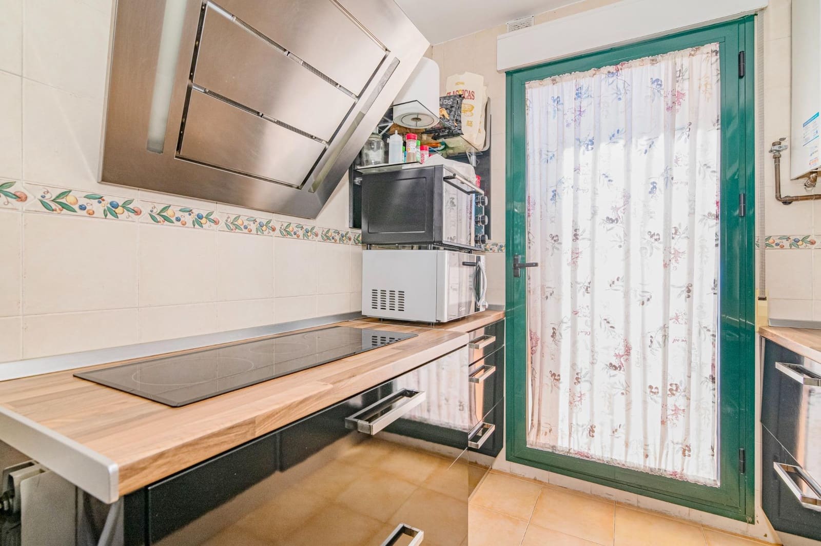1 soverom Penthouse til salgs i Cajar med svømmebasseng garasje - € 135 000 (Ref: 9861926)