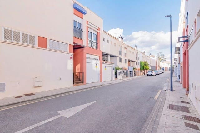 4 slaapkamer Rijtjeshuis te koop in Armilla met garage - € 330.000 (Ref: 9884896)