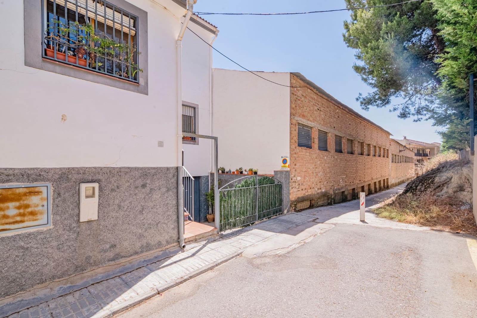 4 Zimmer Reihenhaus zu verkaufen in Las Gabias mit Garage - 180.000 € (Ref: 9893946)