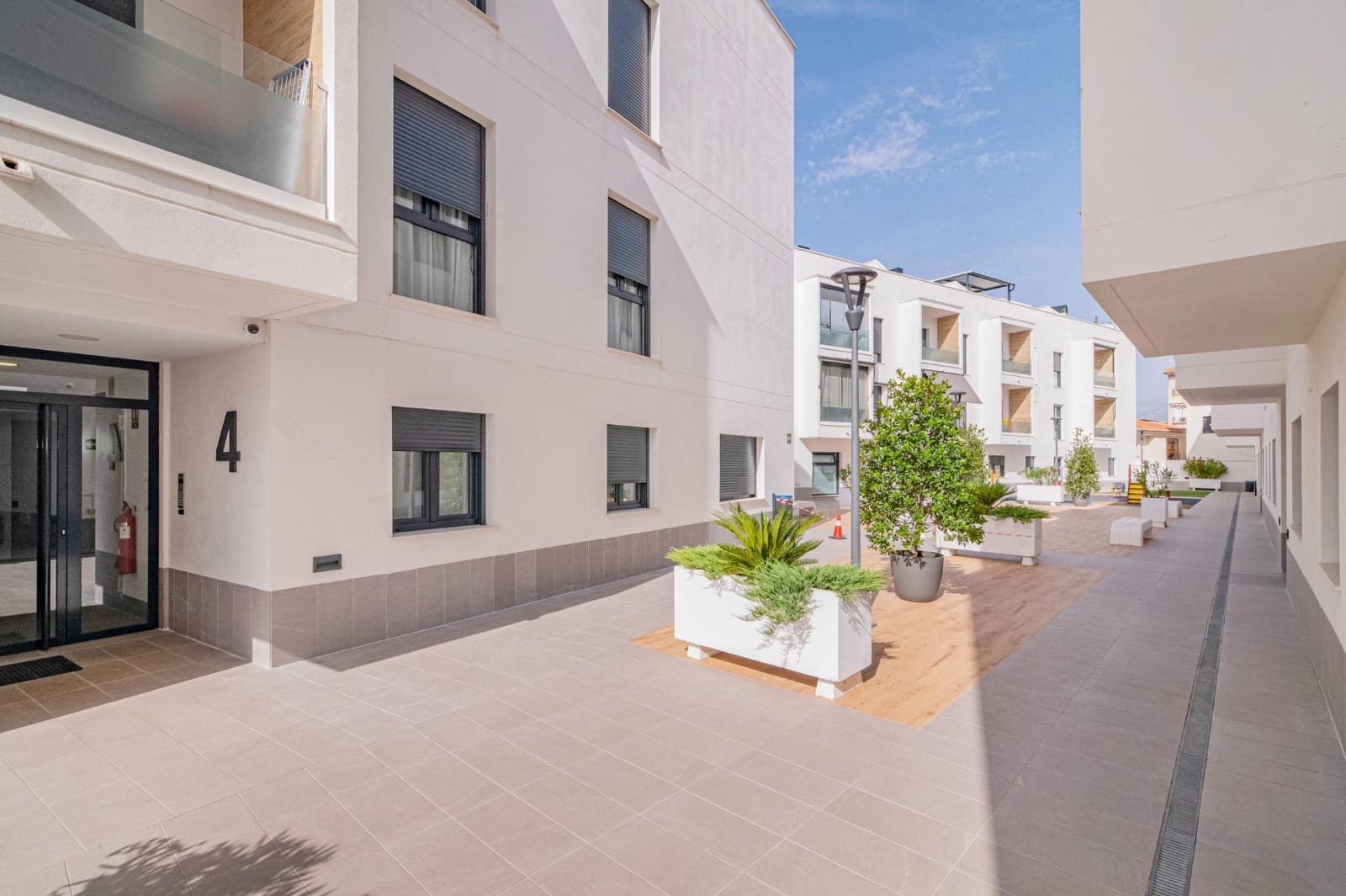 1 bedroom Flat for sale in Armilla with pool garage - € 179,000 (Ref: 9924646)