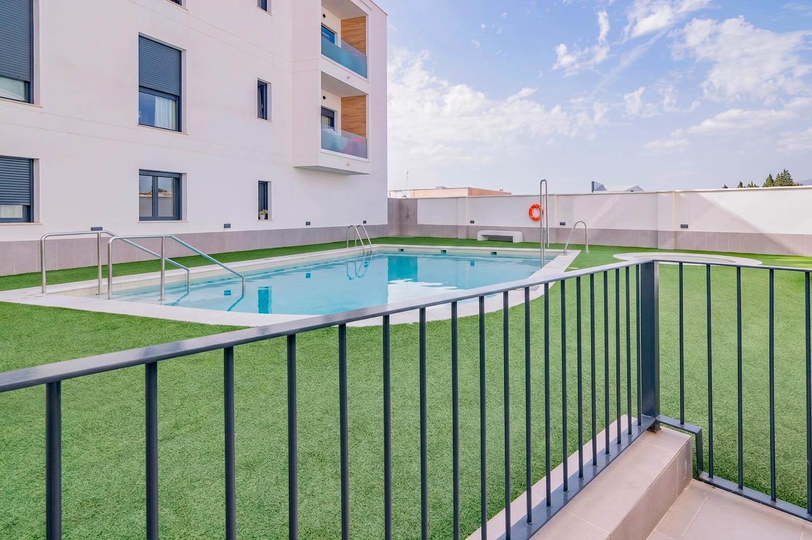 1 bedroom Flat for sale in Armilla with pool garage - € 179,000 (Ref: 9924646)