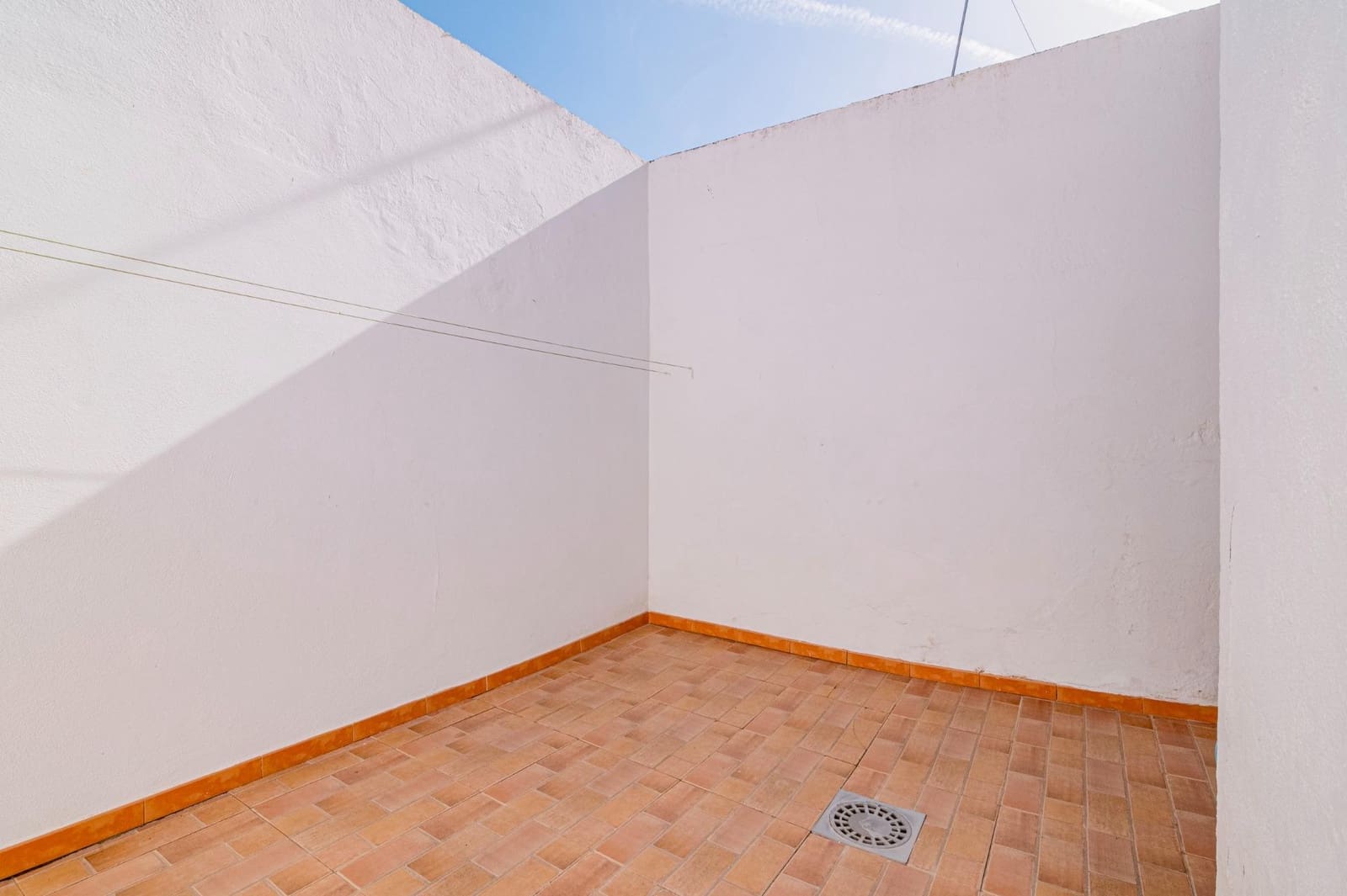3 bedroom Townhouse for sale in Chimeneas - € 81,900 (Ref: 9929464)