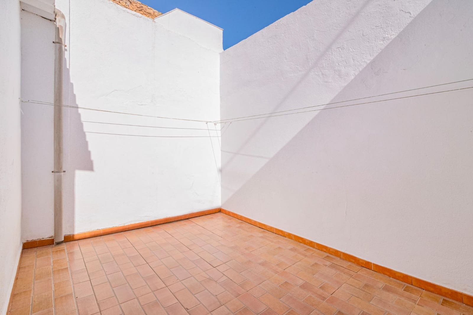 3 bedroom Townhouse for sale in Chimeneas - € 81,900 (Ref: 9929464)