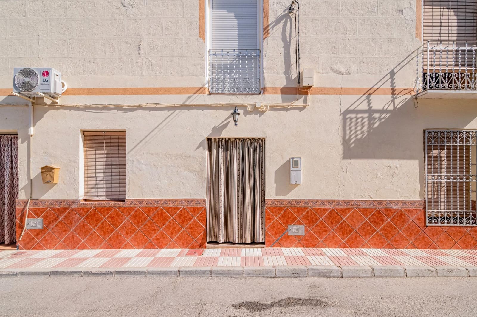 3 bedroom Townhouse for sale in Chimeneas - € 81,900 (Ref: 9929464)