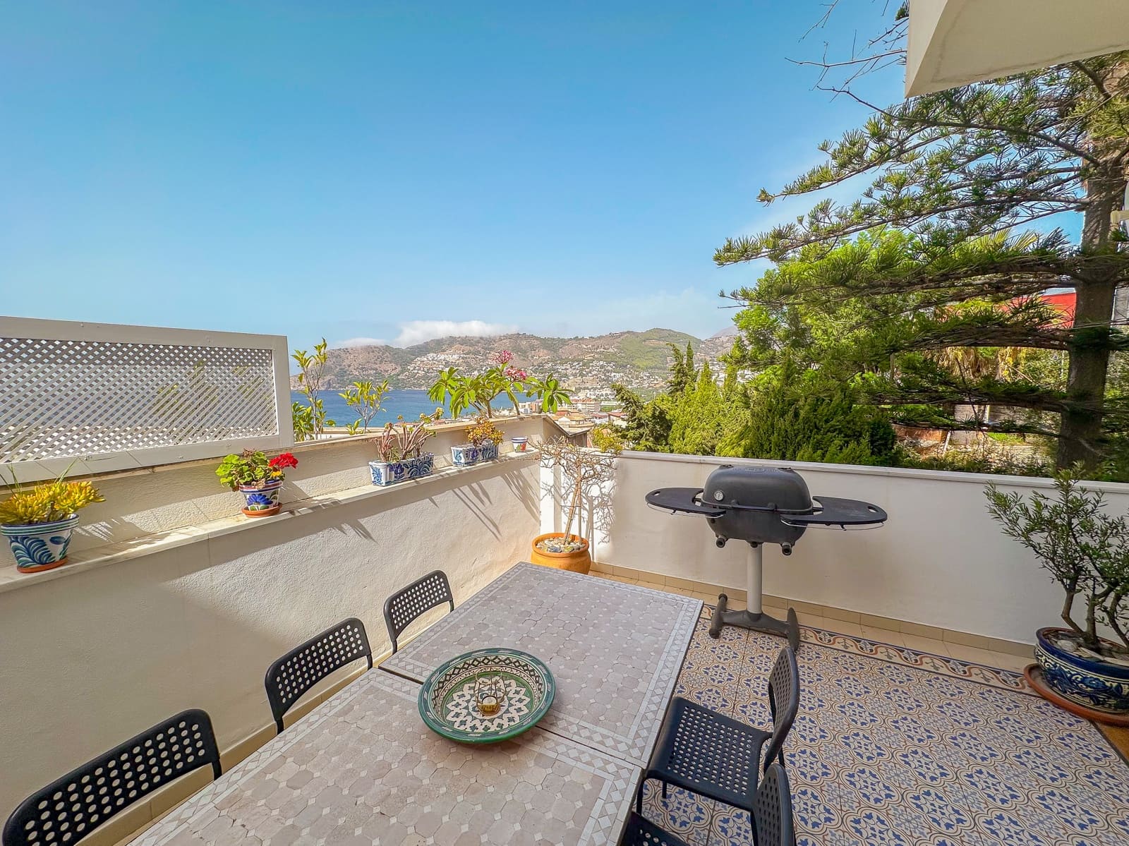 3 bedroom Apartment for sale in Almunecar with garage - € 349,000 (Ref: 10041428)