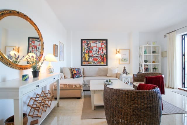 2 Zimmer Apartment zu verkaufen in Burriana, Nerja mit Pool - 425.000 € (Ref: 10045316)