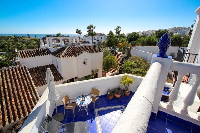 2 Zimmer Apartment zu verkaufen in Burriana, Nerja mit Pool - 425.000 € (Ref: 10045316)
