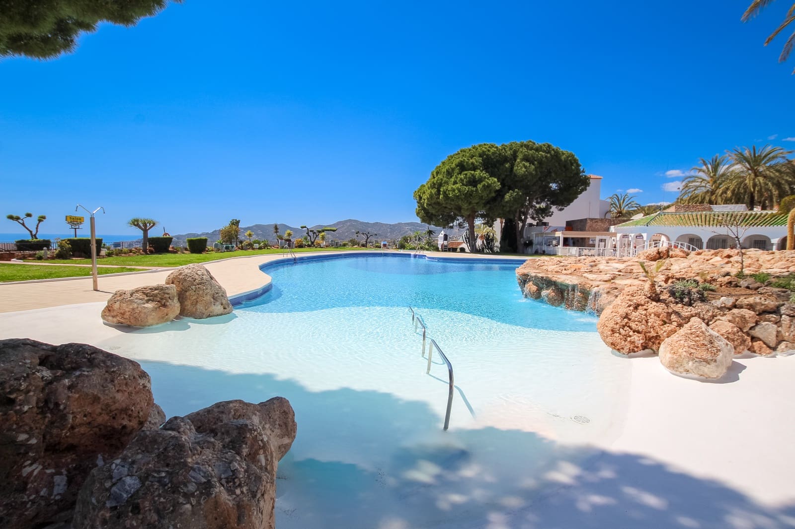 2 Zimmer Haus zu verkaufen in Nerja mit Pool - 549.000 € (Ref: 10060346)