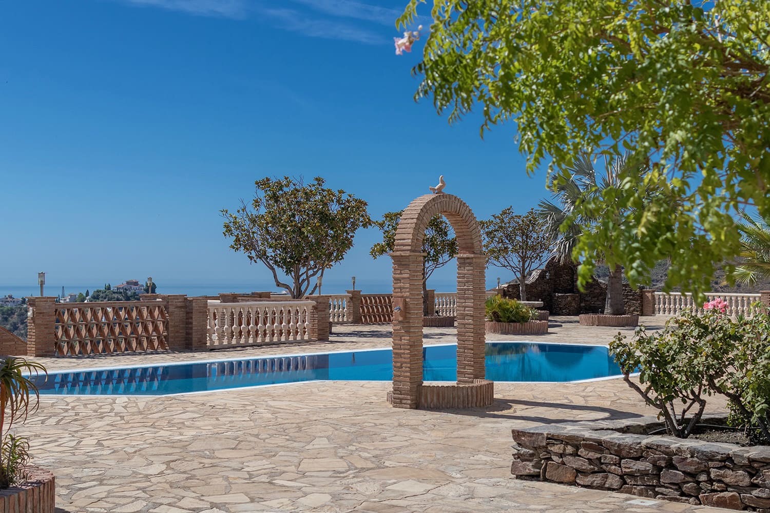 5 soverom Finca/Herregård til salgs i Nerja med svømmebasseng garasje - € 3 800 000 (Ref: 10062298)