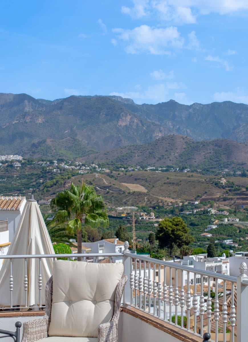 3 chambre Villa/Maison à vendre à Nerja avec piscine garage - 799 000 € (Ref: 10158308)