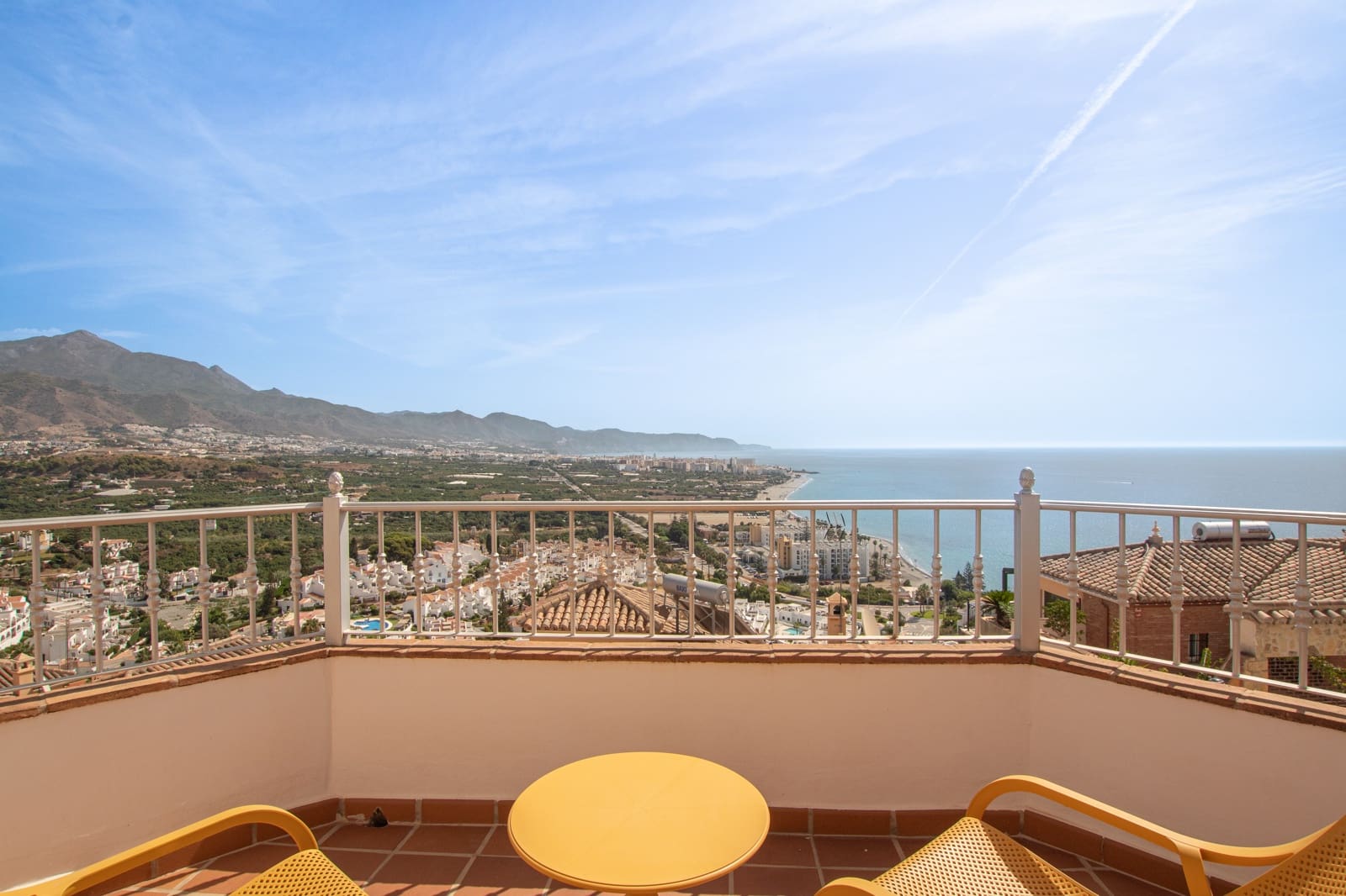 3 chambre Villa/Maison à vendre à Nerja avec piscine garage - 799 000 € (Ref: 10158308)
