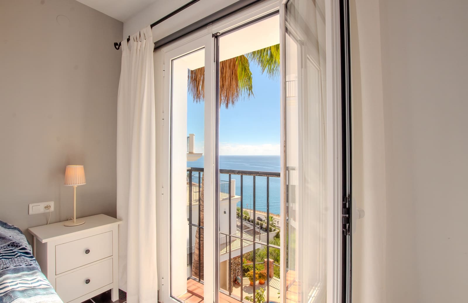 2 bedroom Semi-detached Villa for sale in Nerja with pool - € 470,000 (Ref: 10159819)