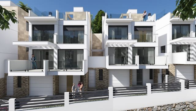 4 camera da letto Villetta Bifamiliare in vendita in Nueva Nerja, Nerja con piscina garage - 800.000 € (Rif: 8537284)