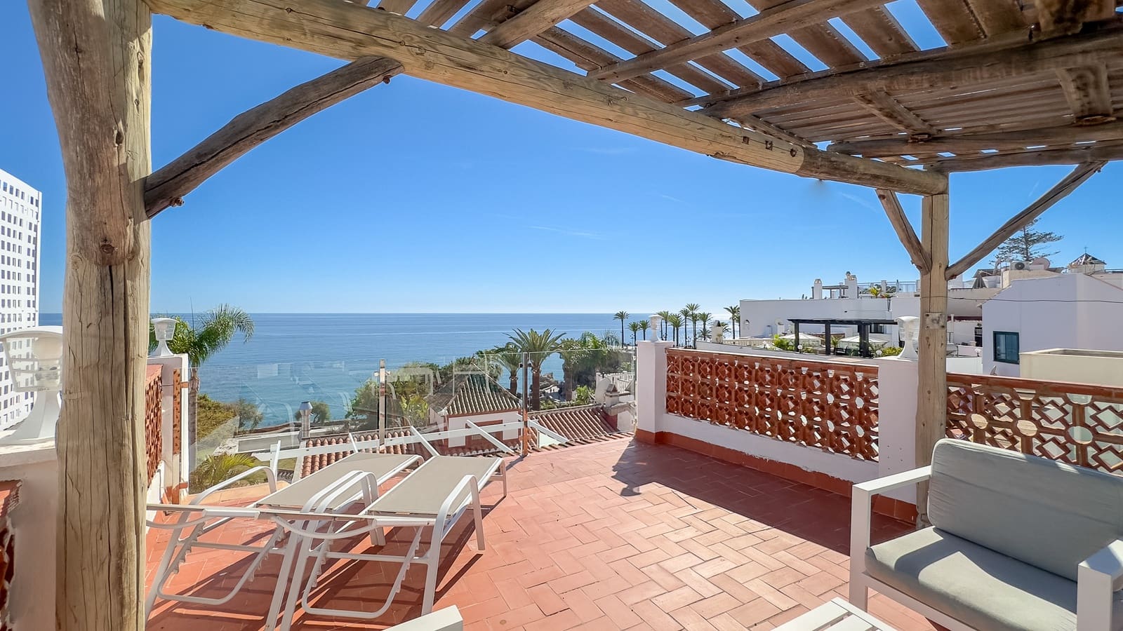 5 bedroom Townhouse for sale in Nerja - € 1,200,000 (Ref: 8657547)