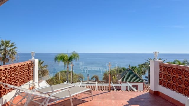 5 sovrum Hus till salu i Centro, Nerja - 1 200 000 € (Ref: 8657547)
