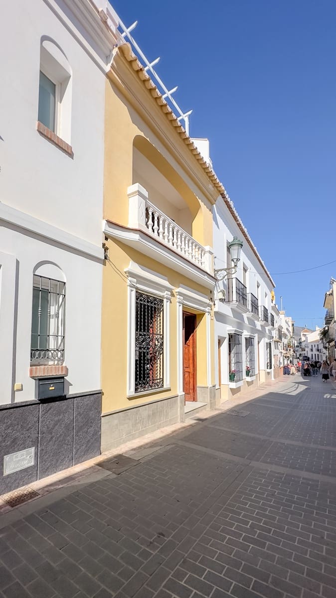5 bedroom Townhouse for sale in Nerja - € 1,200,000 (Ref: 8657547)