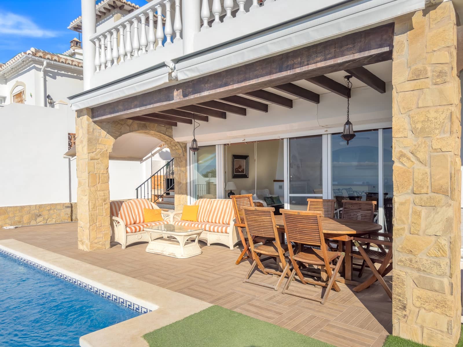 4 soverom Villa til salgs i Torrox-Costa med svømmebasseng garasje - € 739 000 (Ref: 8661411)