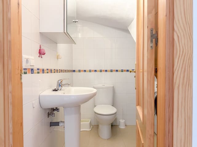 3 soveværelse Byhus til salg i Burriana, Nerja med swimmingpool garage - € 440.000 (Ref: 8799120)