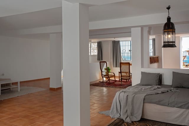 4 chambre Villa/Maison Mitoyenne à vendre à La Herradura, Almuñécar avec piscine garage - 925 000 € (Ref: 8895342)