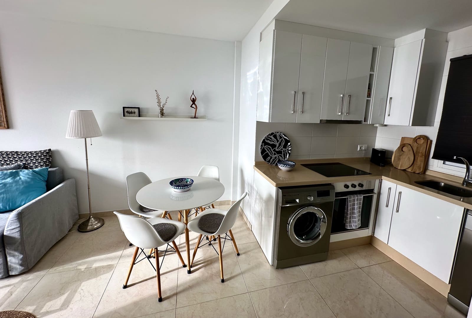 2 soveværelse Semi-Rækkehus til salg i Nerja med swimmingpool garage - € 395.000 (Ref: 9209240)