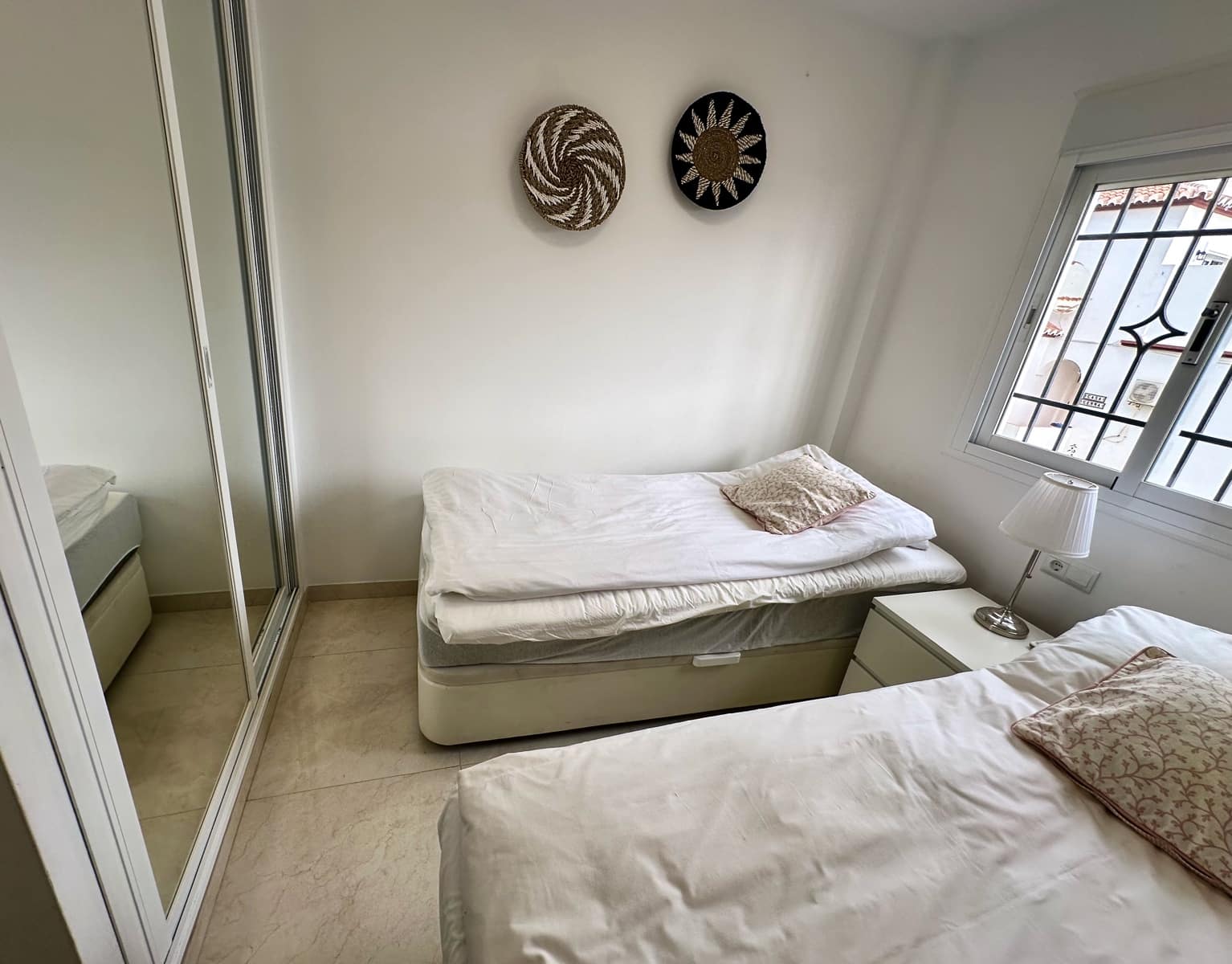 2 soveværelse Semi-Rækkehus til salg i Nerja med swimmingpool garage - € 395.000 (Ref: 9209240)