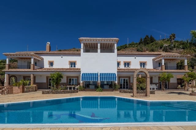 4 sovrum Finca/Hus på landet till salu i Nerja med pool garage - 3 800 000 € (Ref: 9220266)