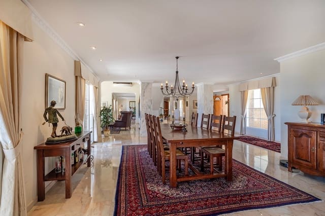 4 sovrum Finca/Hus på landet till salu i Nerja med pool garage - 3 300 000 € (Ref: 9532445)