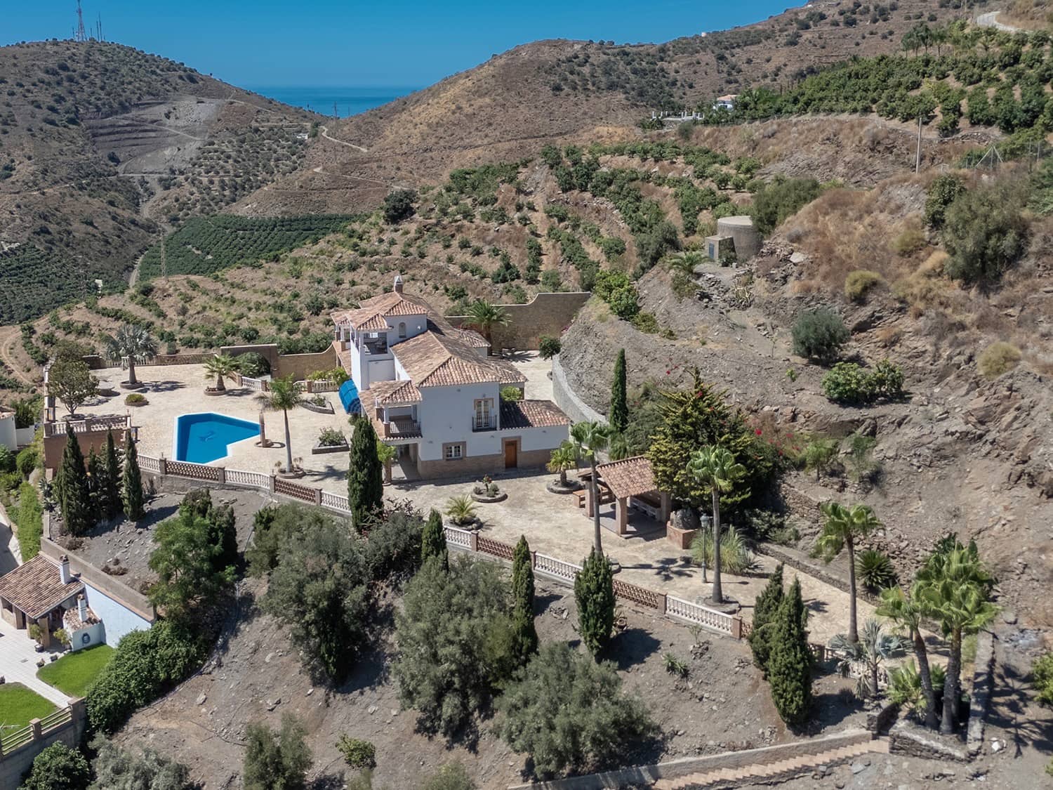 4 sovrum Finca/Hus på landet till salu i Nerja med pool garage - 3 300 000 € (Ref: 9532445)