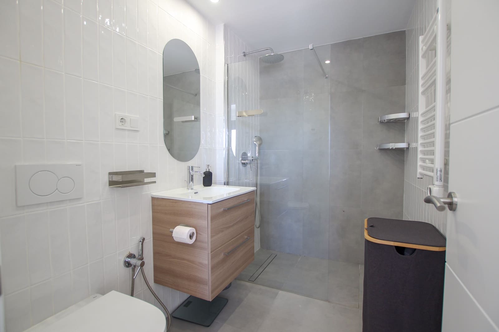 2 soverom Hus til salgs i Nerja med svømmebasseng garasje - € 649 000 (Ref: 9606318)