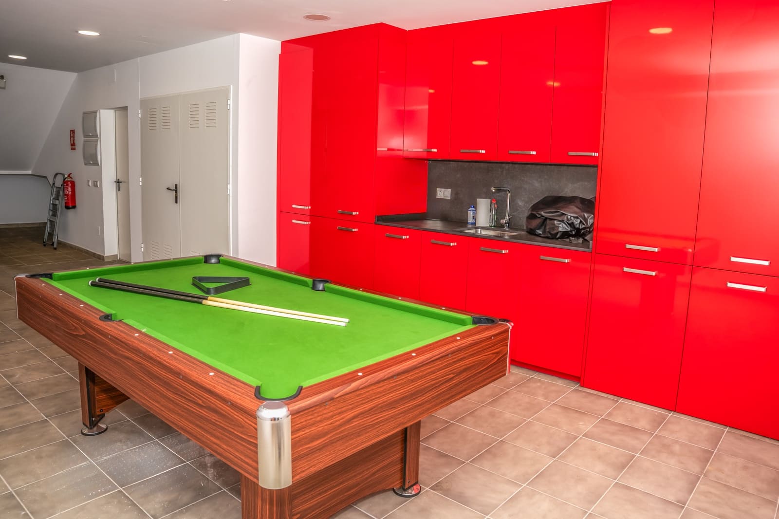 2 soverom Hus til salgs i Nerja med svømmebasseng garasje - € 649 000 (Ref: 9606318)